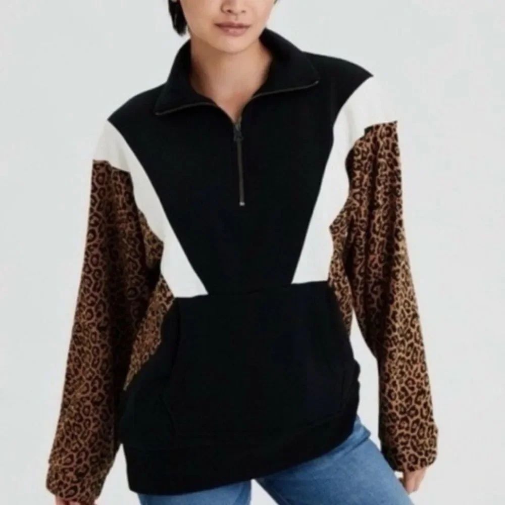 American Eagle Quarter Zip Cheetah Colorblock Sweatshirt Womens Medium
